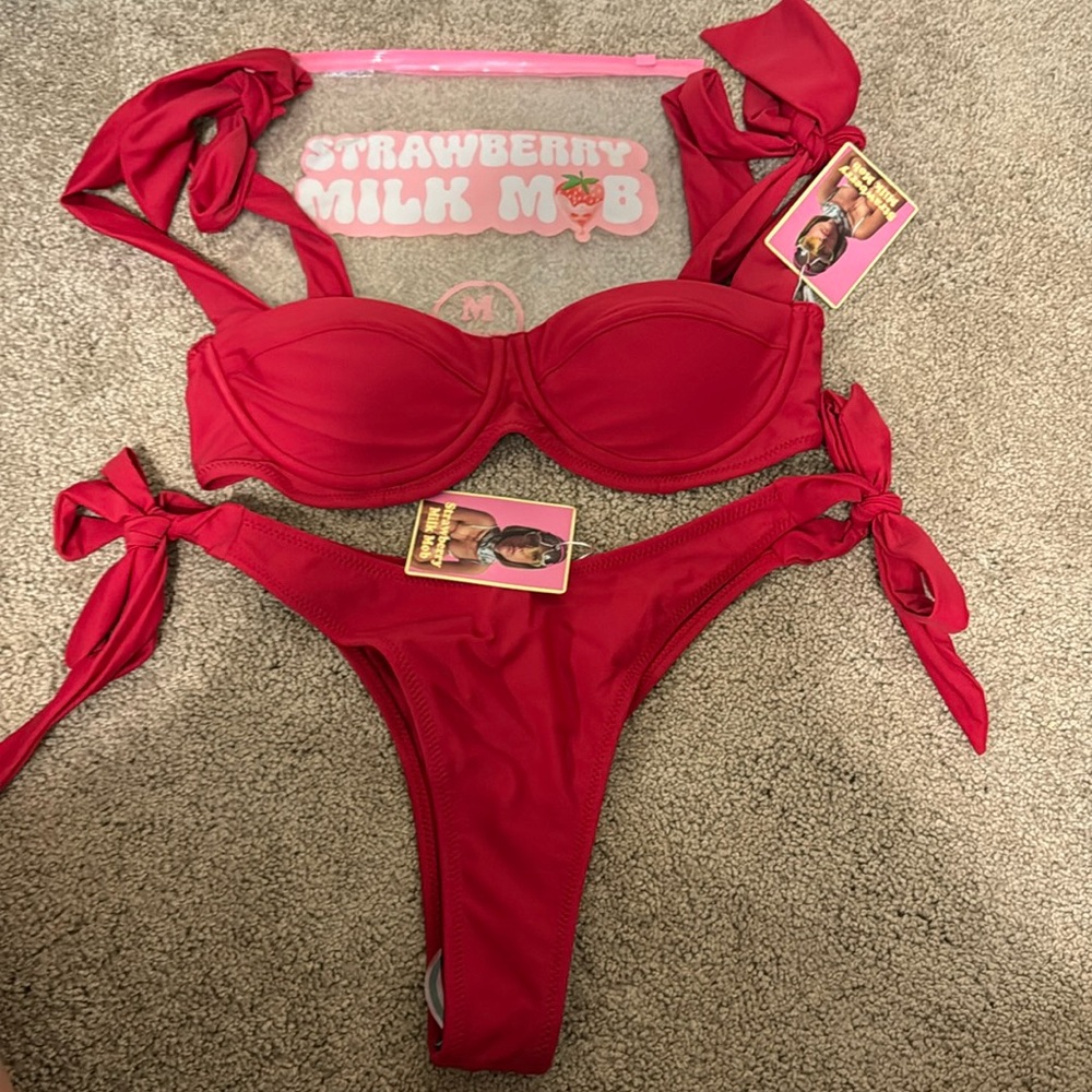 Strawberry milk bob red bikini